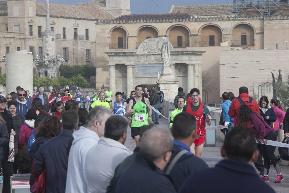 La carrera del Puente Romano, en imágenes
