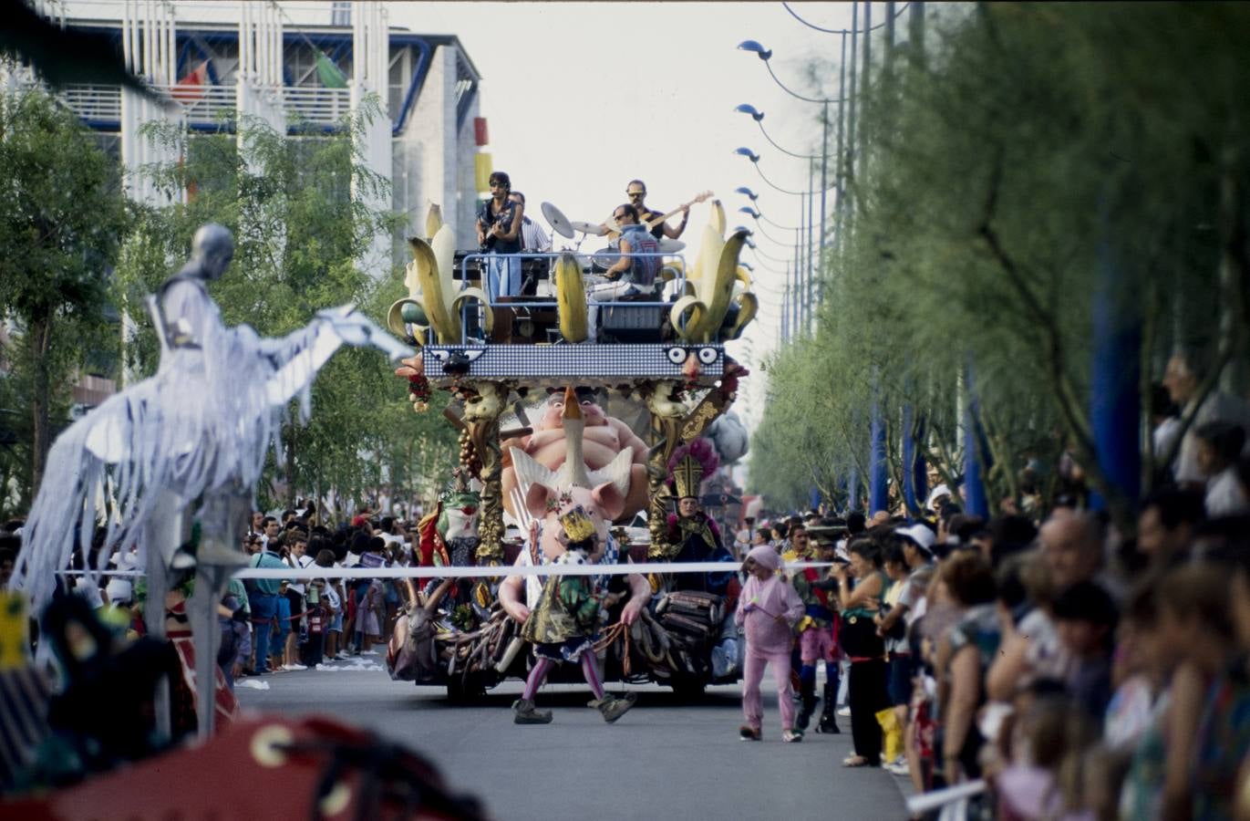 El ambiente de la Expo &#039;92 de Sevilla, en imágenes