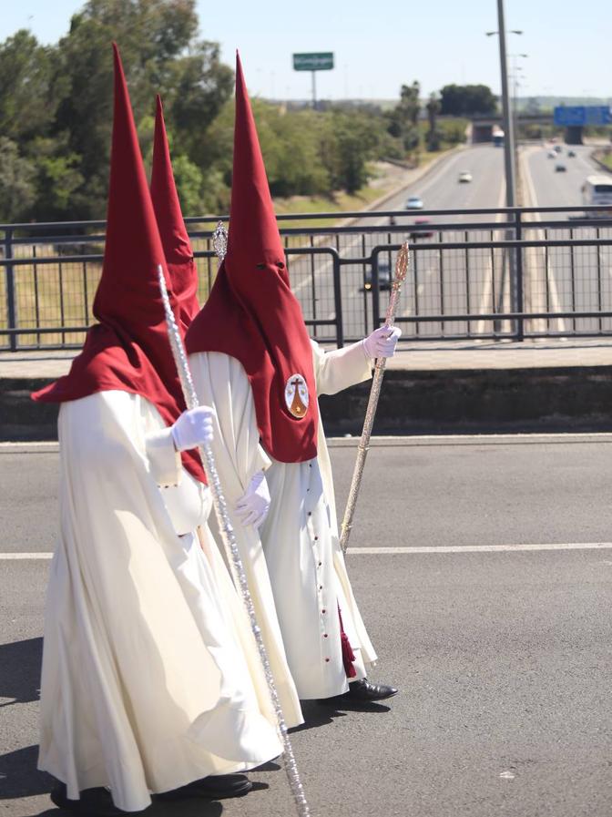 Las fotos de Padre Pío Palmete el Sábado de Pasión de la Semana Santa de Sevilla 2017
