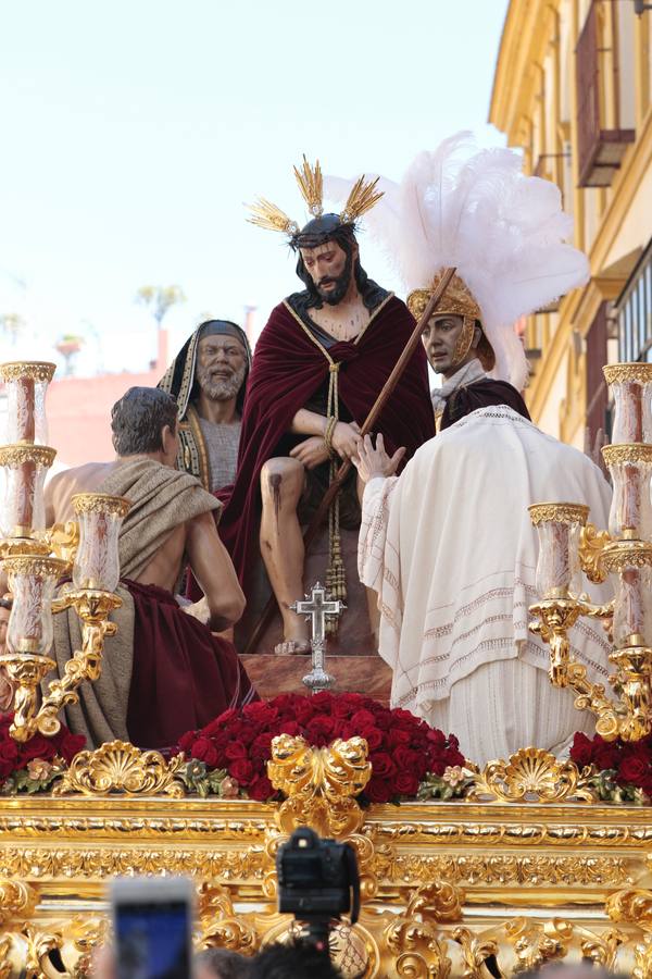 Las fotos de San Esteban el Martes Santo de la Semana Santa de Sevilla 2017