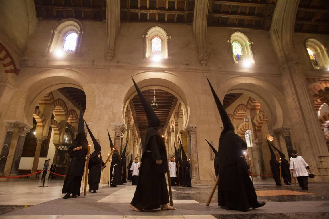 Las fotos del Nazareno del Jueves Santo de la Semana Santa de Córdoba de 2017