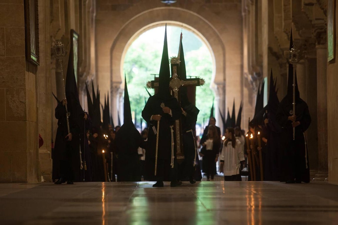Las fotos del Nazareno del Jueves Santo de la Semana Santa de Córdoba de 2017