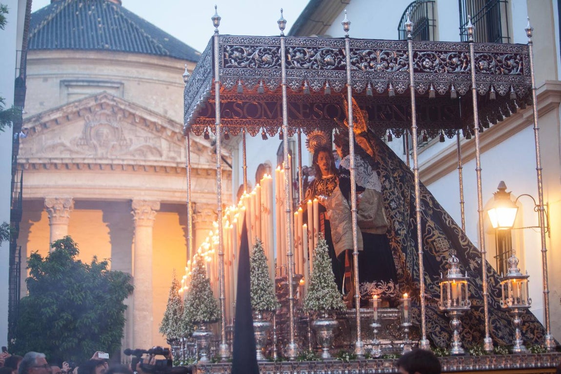 Las fotos del Sepulcro de la Semana Santa de Córdoba 2017