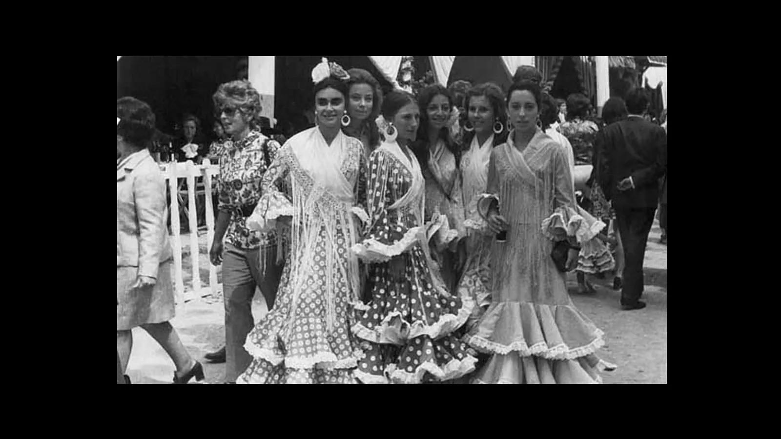 La Feria de Abril de Sevilla se traslada a Los Remedios. Década de los 70