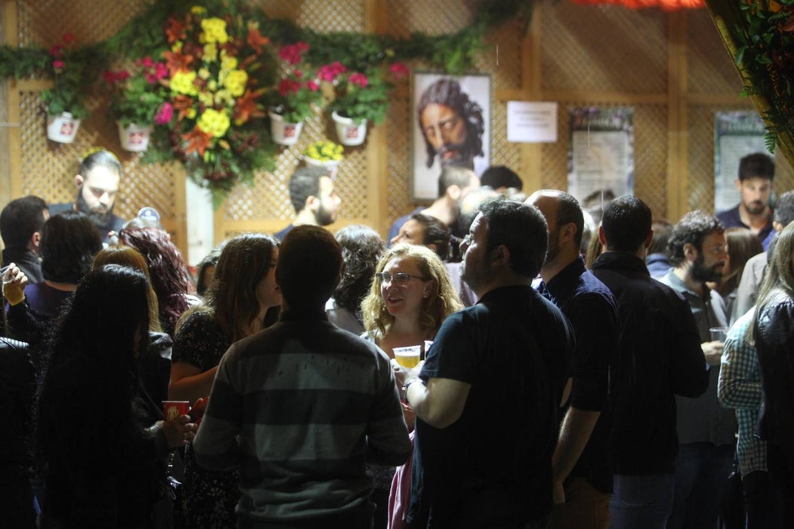 En imágenes, el primer día de las Cruces de Mayo de Córdoba 2017