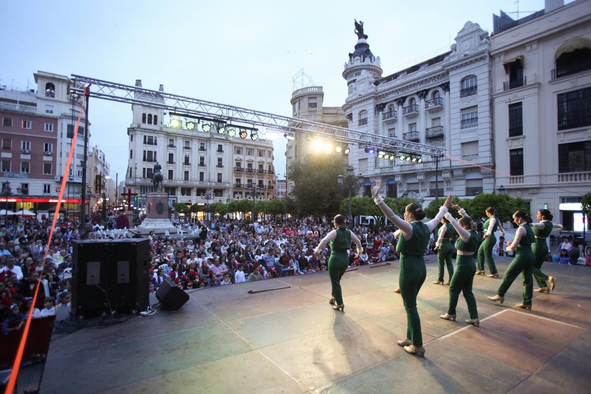En imágenes, el primer día de las Cruces de Mayo de Córdoba 2017