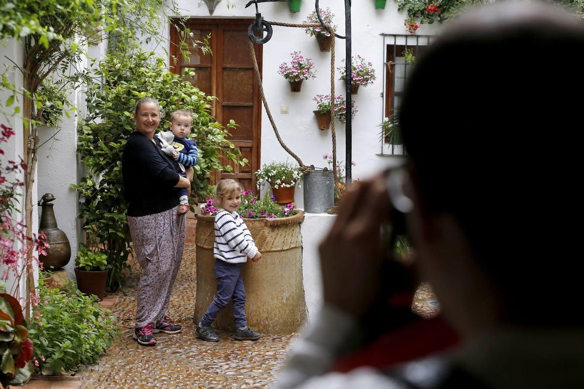 Los patios de la Judería de Córdoba, en imágenes