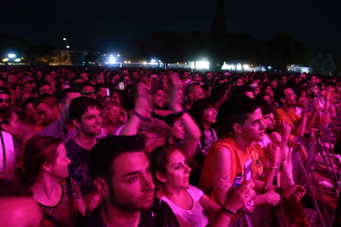 Los Planetas brillan en la última jornada del Interestelar