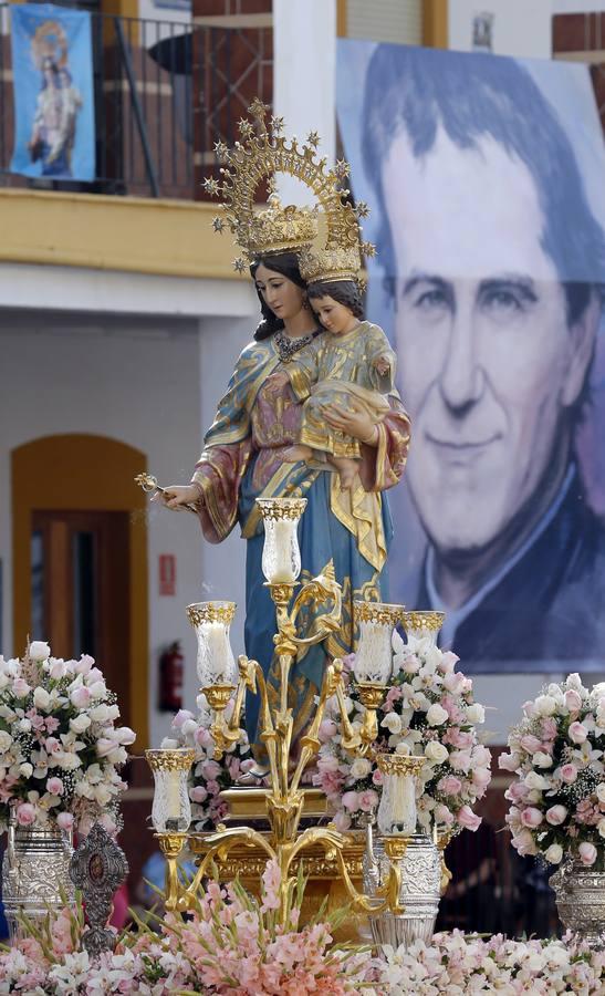 La procesión de María Auxiliadora de Córdoba, en imágenes