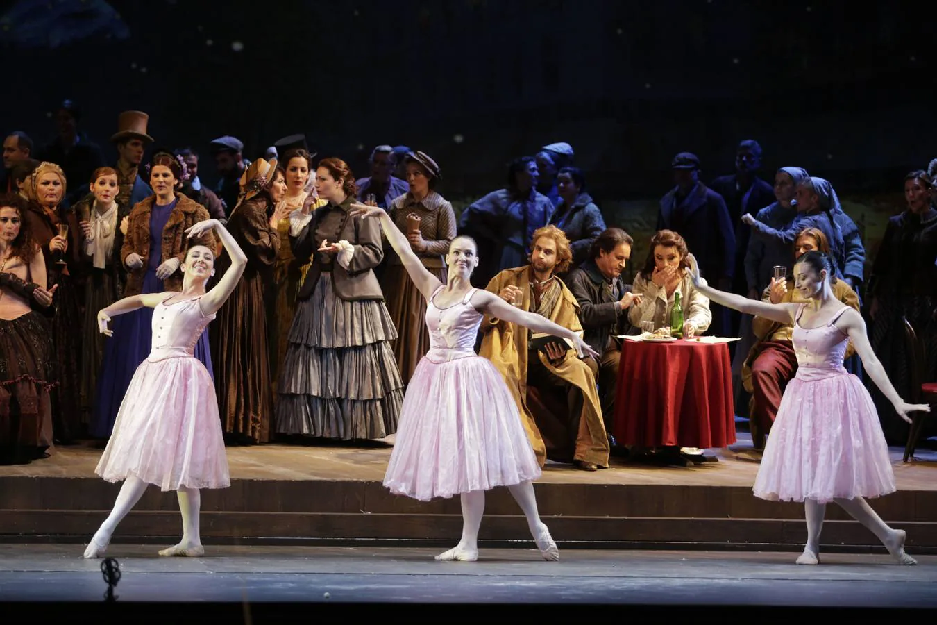 «La Bohème» cierra la temporada de ópera en el Maestranza