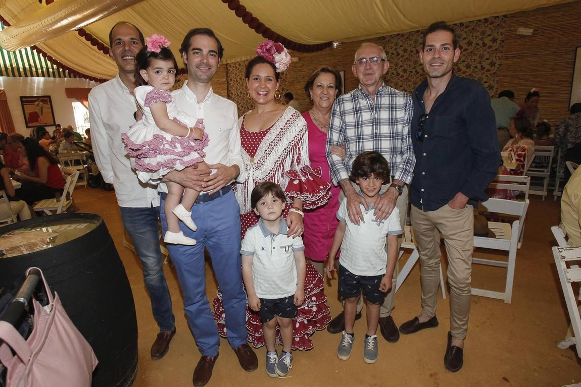 El ambiente en las casetas de la Feria de Córdoba, en imágenes