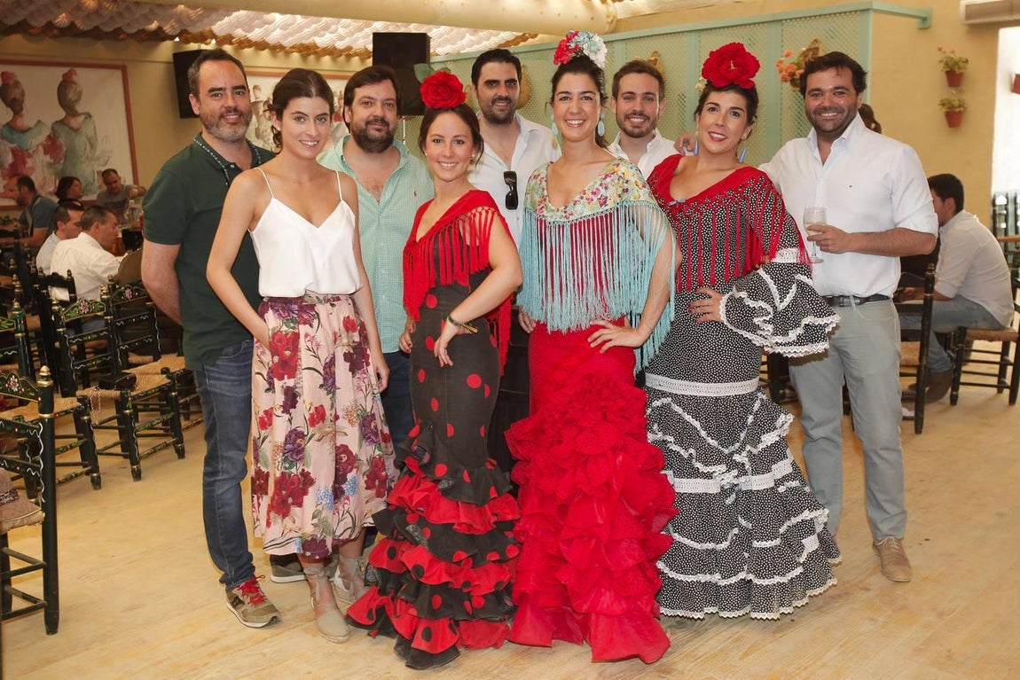 El ambiente en las casetas de la Feria de Córdoba, en imágenes