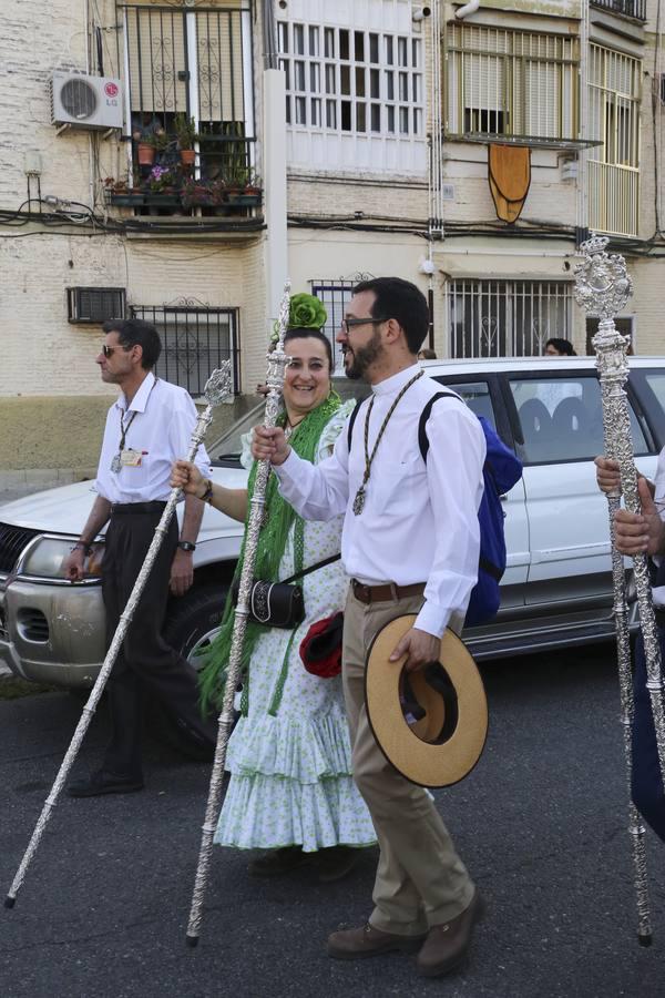La salida de la hermandad del Rocío de Sevilla Sur, en imágenes