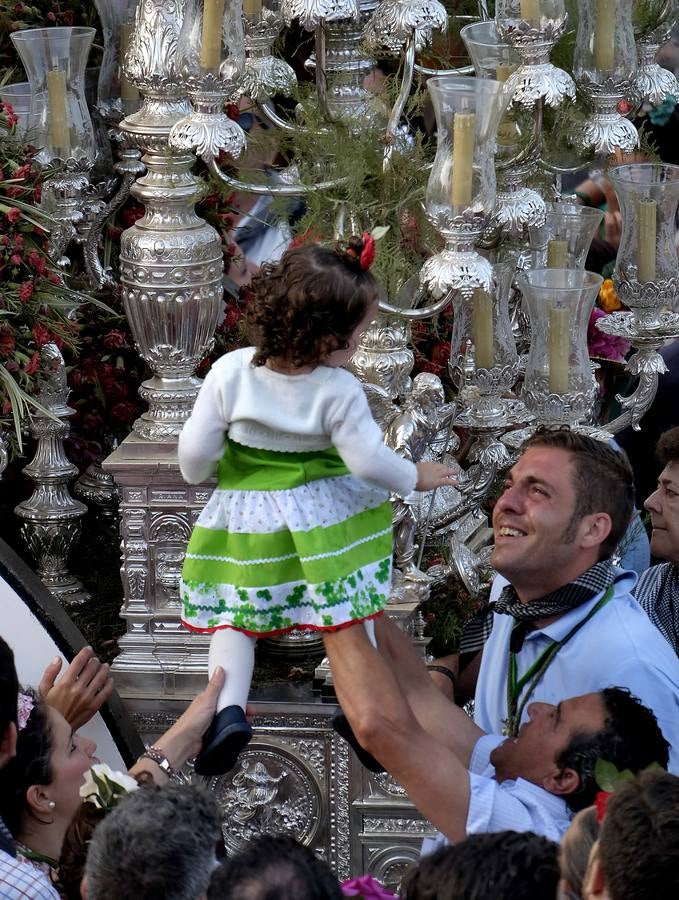 El paso del Vado del Quema de Triana, Sevilla Sur y Sevilla