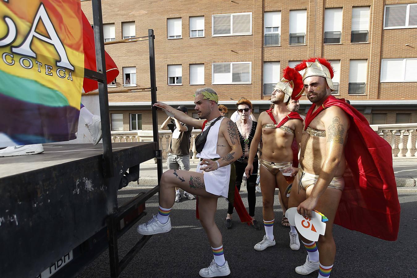 Las mejores imágenes del «Orgullo gay» en Sevilla