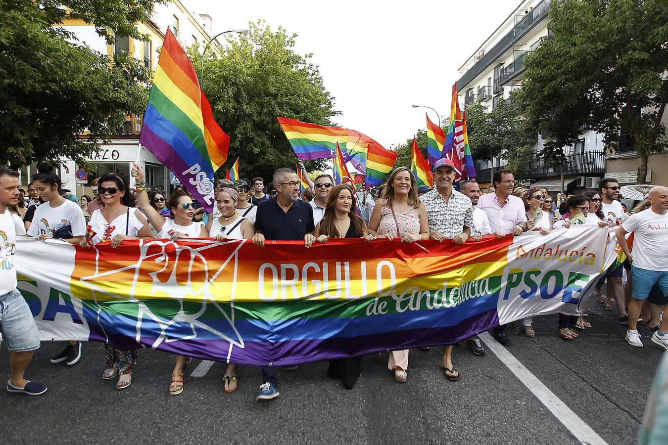 Las mejores imágenes del «Orgullo gay» en Sevilla