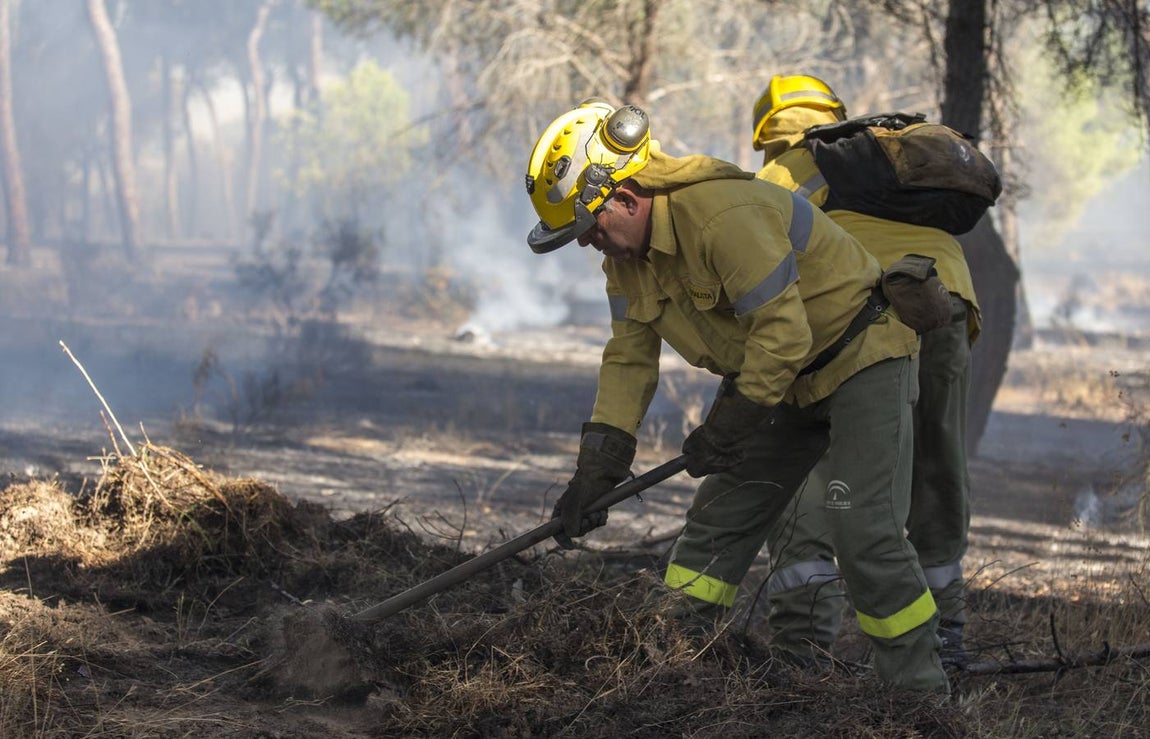 Estabilizado el incendio entre Gibraleón y El Portil