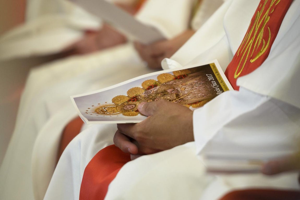 Rocío Chico 2017: Santo Rosario y la Función Principal de Iglesia