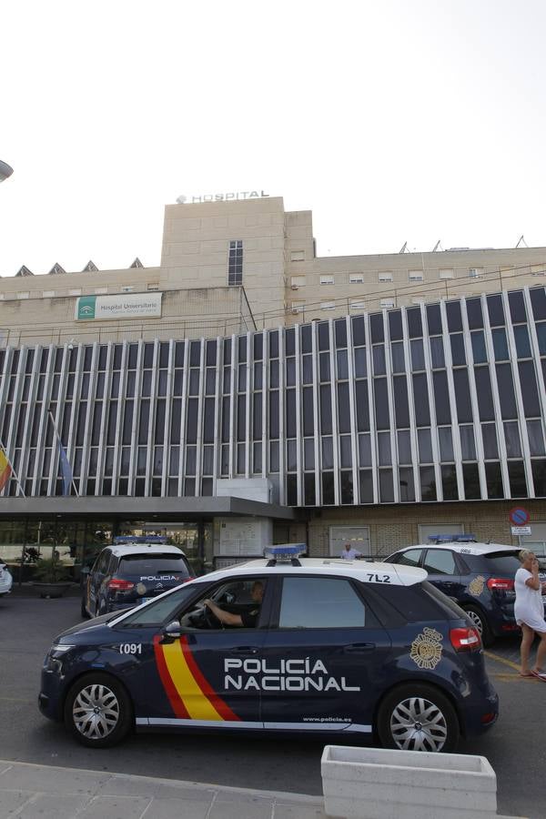 En imágenes: Muere aplastada por un ascensor en Valme