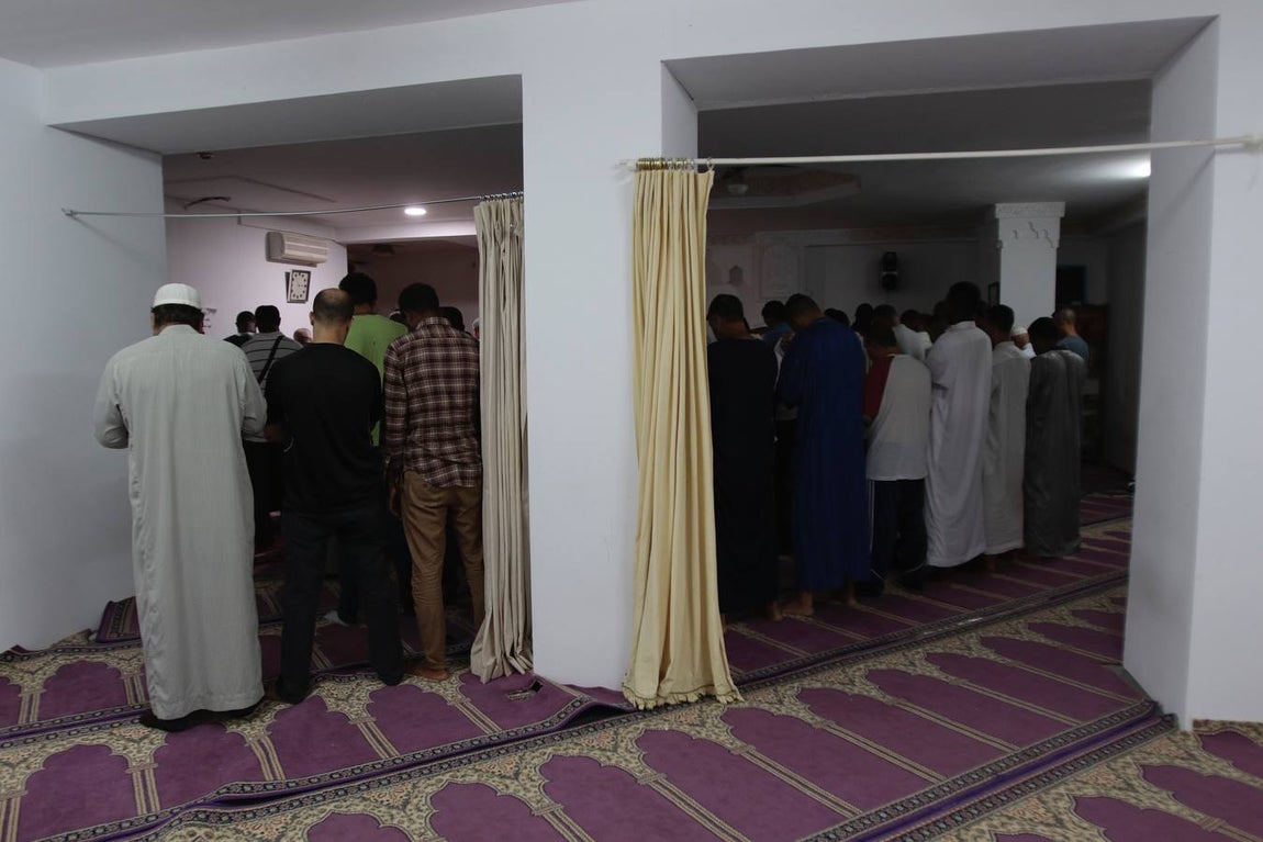 Así vive la comunidad musulmana en Sevilla