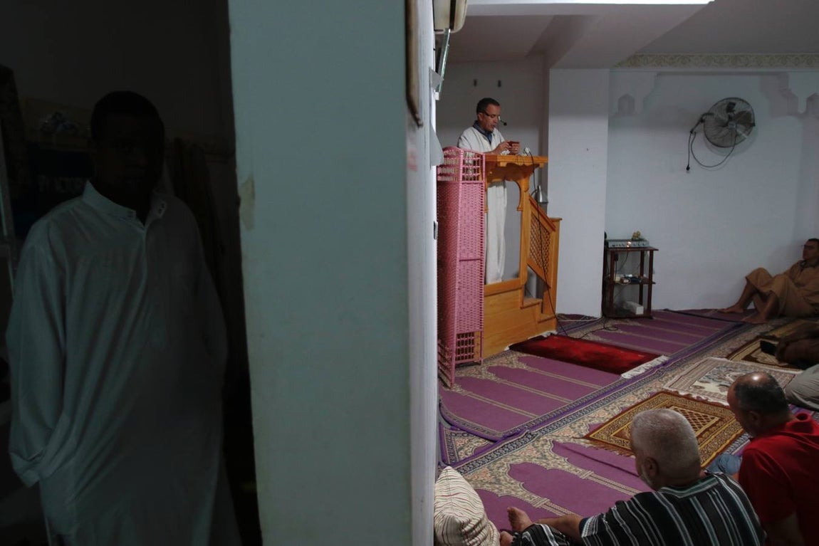 Así vive la comunidad musulmana en Sevilla