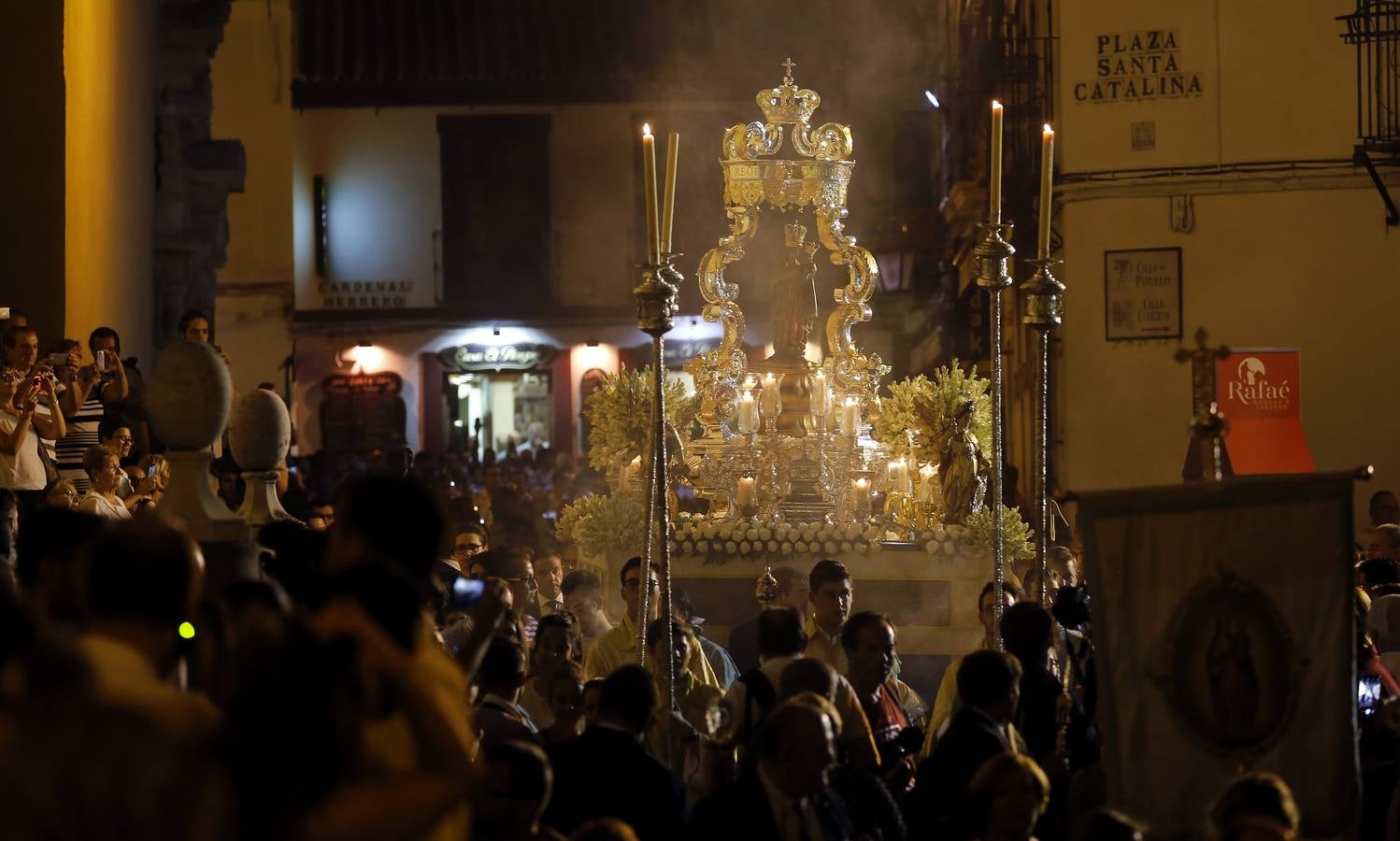 La procesión de la Virgen de la Fuensanta de Córdoba, en imágenes