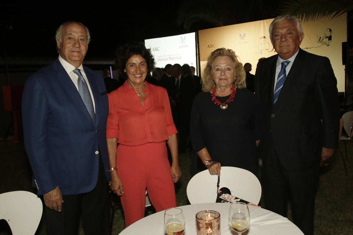 La entrega a Andrés Calamaro del Premio Taurino Manuel Ramírez, en imágenes (I)