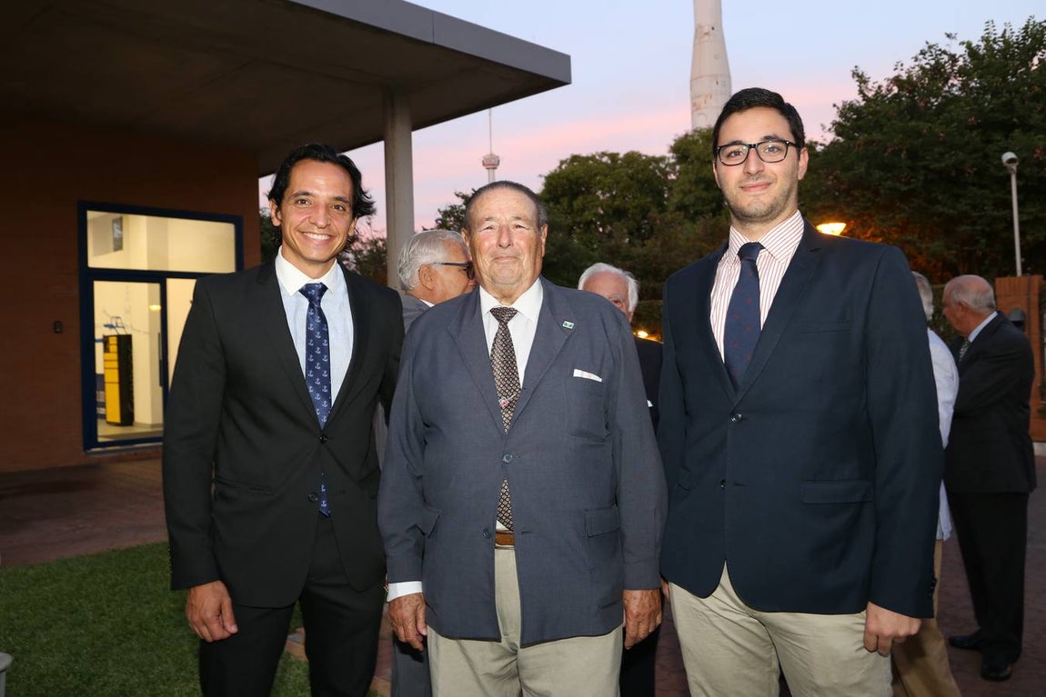 La entrega a Andrés Calamaro del Premio Taurino Manuel Ramírez, en imágenes (...y II)