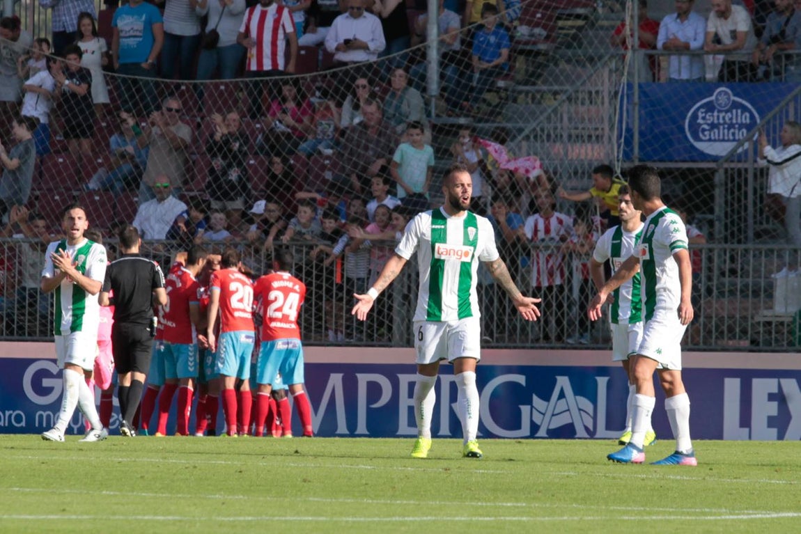 Sexta derrota blanquiverde. El equipo cae en Lugo y vuelve a acercarse a la zona de descenso a Segunda B