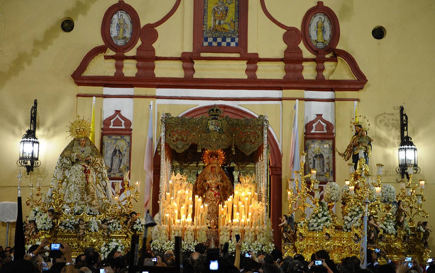 Galería de la hermandad de la Macarena
