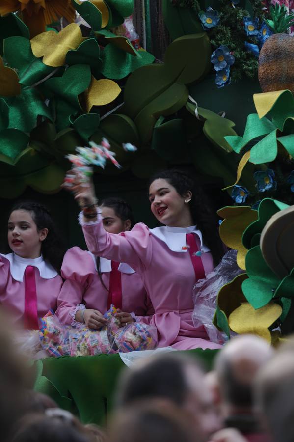 Fotogalería: Ilusión y caramelos en Sevilla