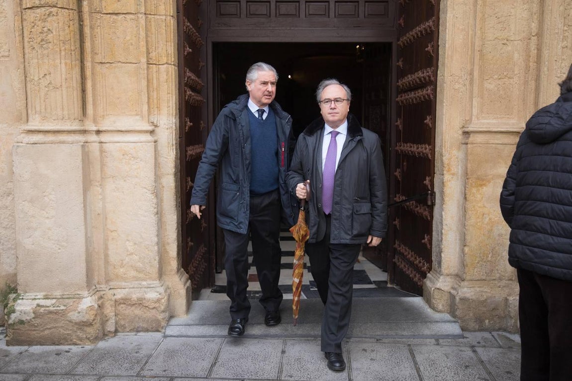 El funeral de Pepe el de El Caballo Rojo, en imágenes