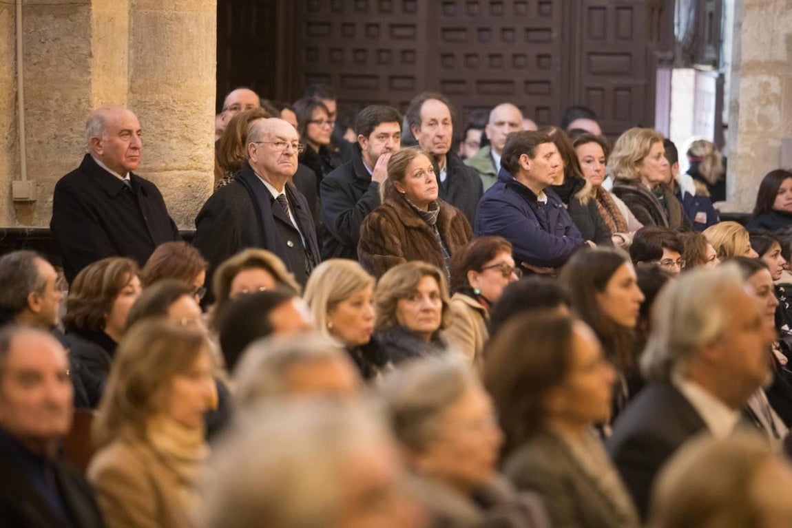El funeral de Pepe el de El Caballo Rojo, en imágenes