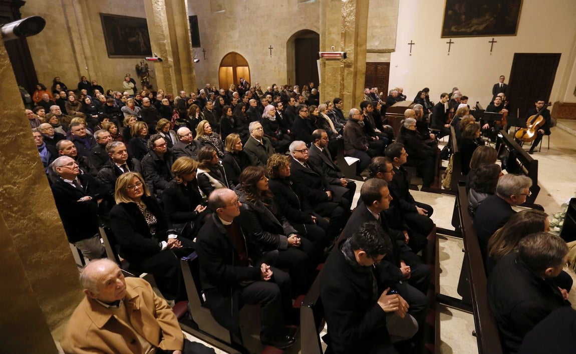 El funeral de Pablo García Baena en San Miguel, en imágenes