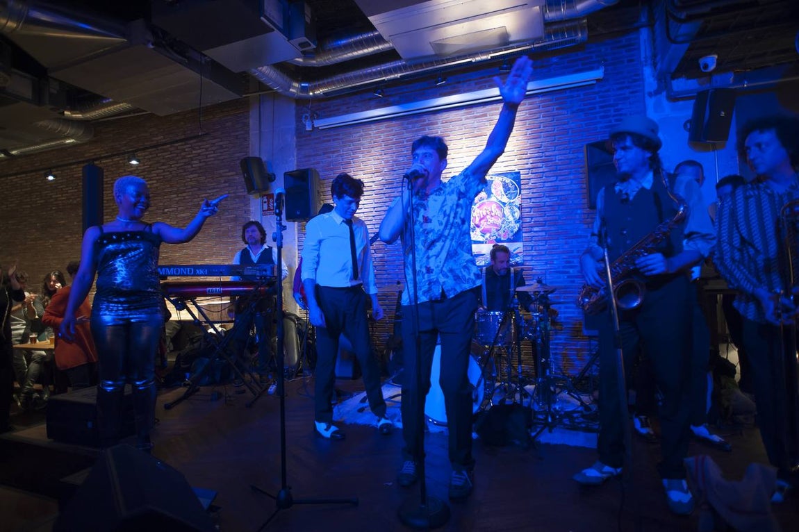 Cruzcampo inunda Málaga