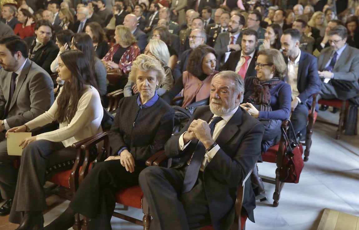 Entrega del premio Jiménez-Becerril a Antonio Tajani