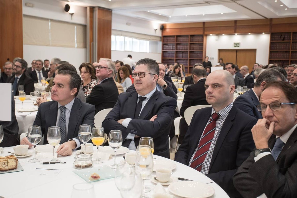 La ministra de Agricultura, en la Casa de ABC