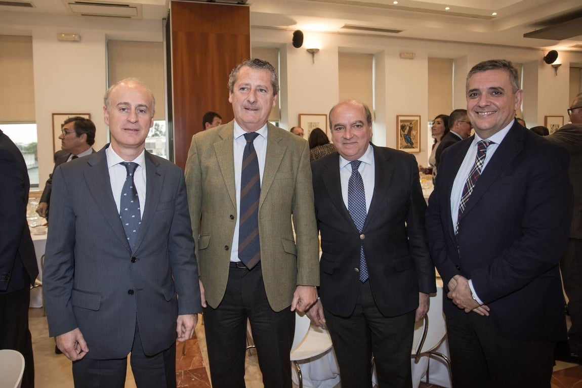 La ministra de Agricultura, en la Casa de ABC