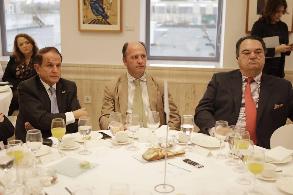 La ministra de Agricultura, en la Casa de ABC