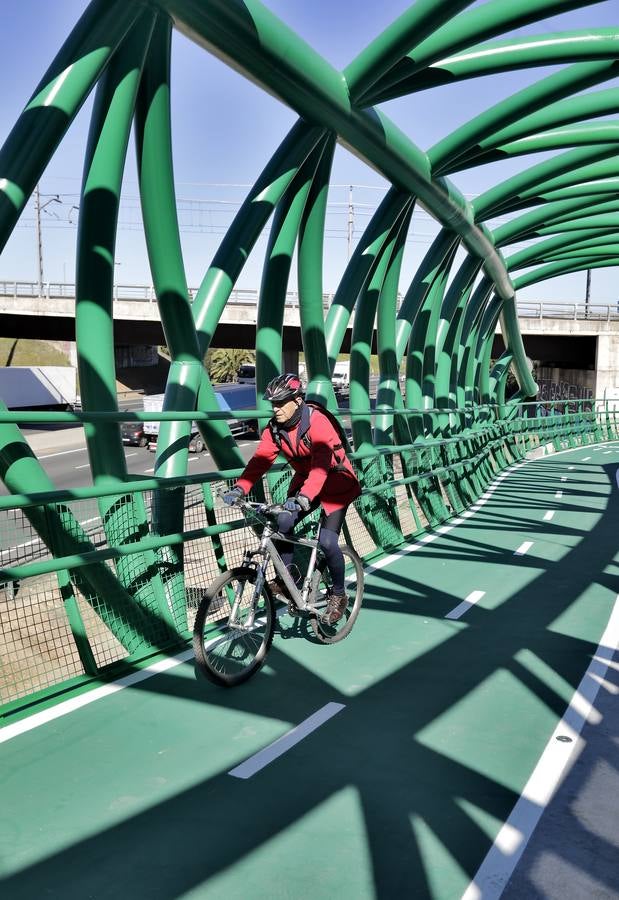 San Juan y Sevilla, más cerca para ciclistas y viandantes