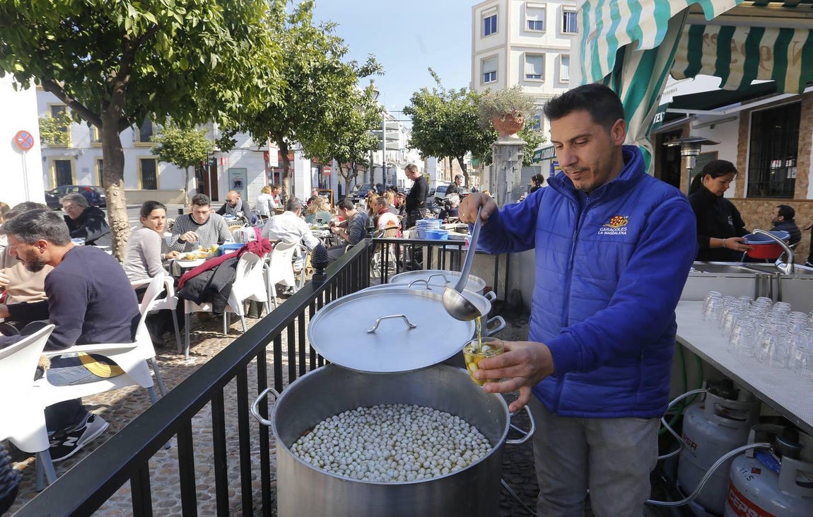 La nueva temporada de caracoles en Córdoba, en imágenes
