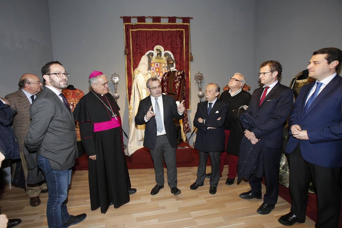 La exposición «Moda y época de Isabel la Católica en Córdoba», en imágenes