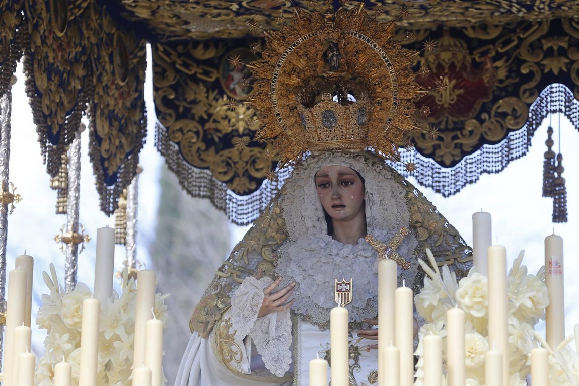 En fotos, el discurrir de la hermandad de la Merced por Córdoba