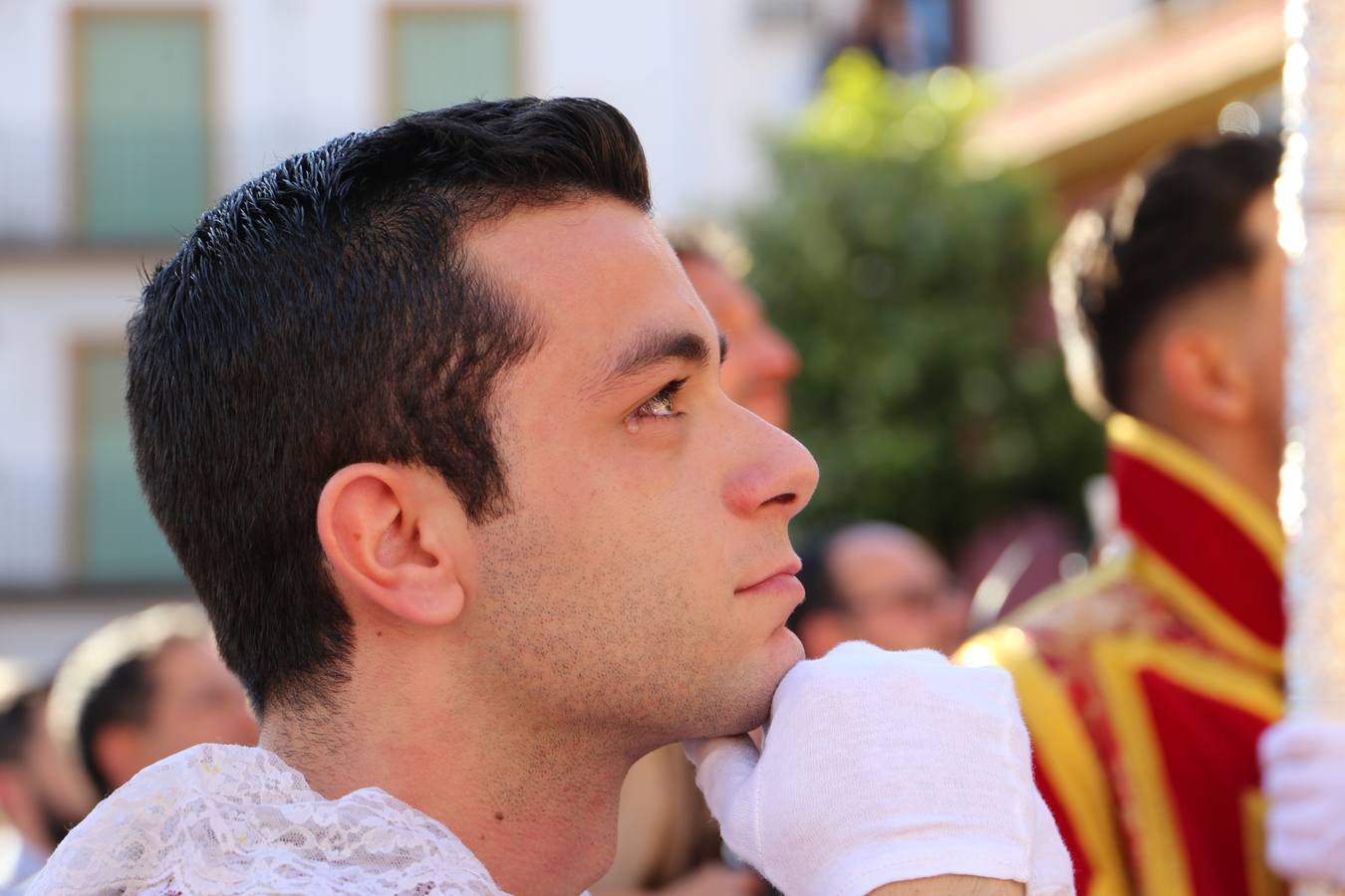 El Dulce Nombre al sol de Martes Santo en la Semana Santa de Sevilla 2018, en fotos
