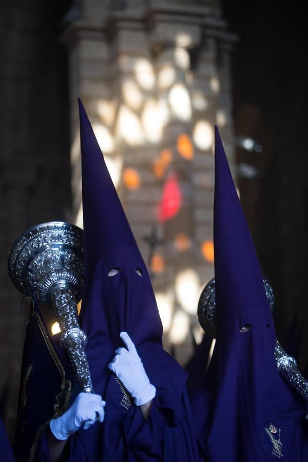 La hermandad del Calvario, en imágenes