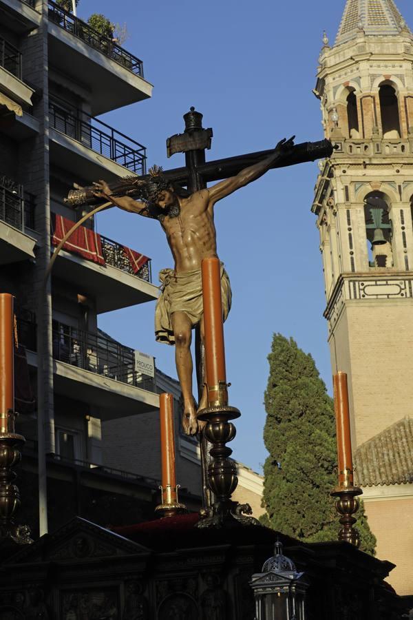 En fotos, el Cristo de Burgos en la Semana Santa de Sevilla 2018