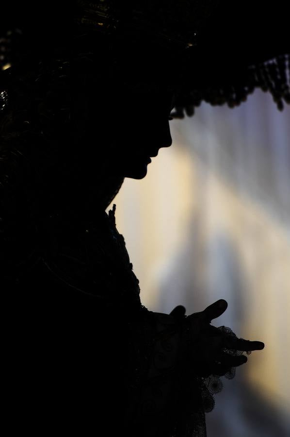 En fotos, El Carmen y su devoción marinera en la Semana Santa de Sevilla de 2018