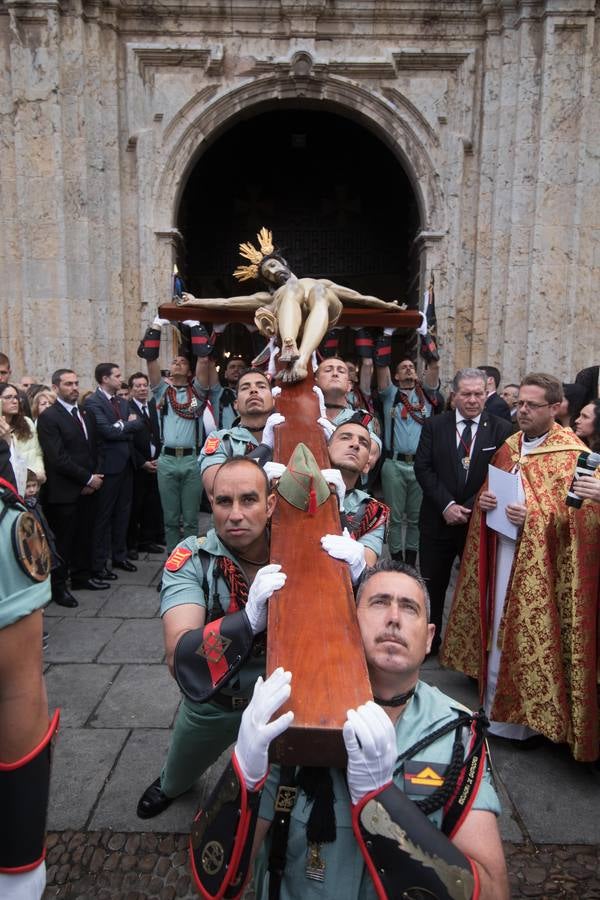 El Vía Crucis de la Caridad, en imágenes