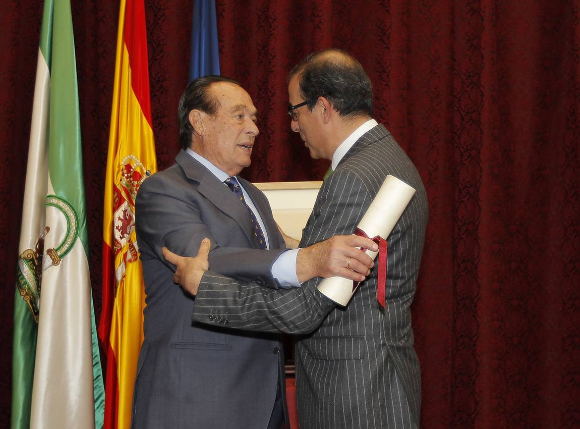 La entrega del Premio de Cultura a Curro Romero, en imágenes