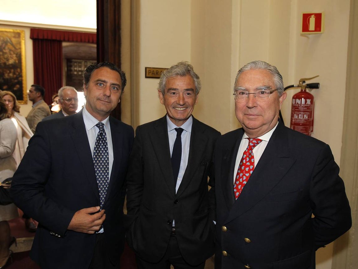 La entrega del Premio de Cultura a Curro Romero, en imágenes